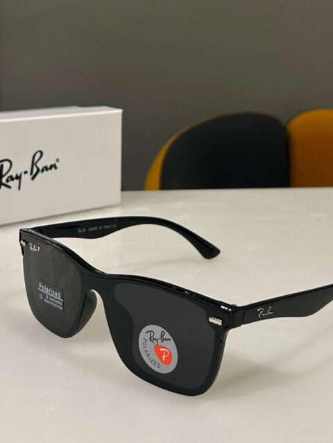 Classic Square Frame Sunglasses with UV Protection