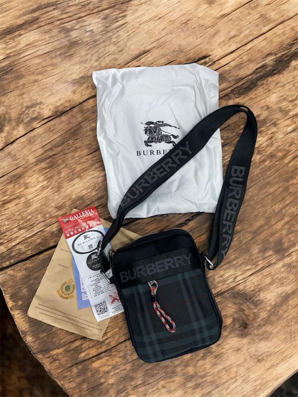 Trendy Sling Bag With Geometric Patterns-Premium and Laxury