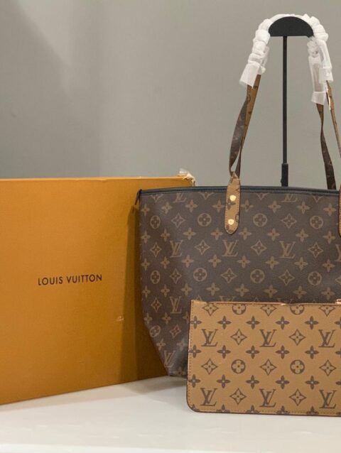 Stylish Casual Ladies Side Bag With Modern Design