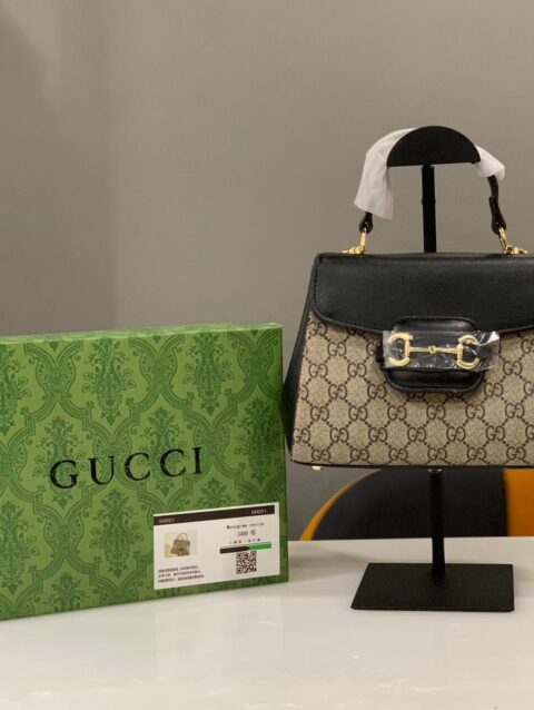 Classic Leather Look Ladies Side Bag For Daily Wear