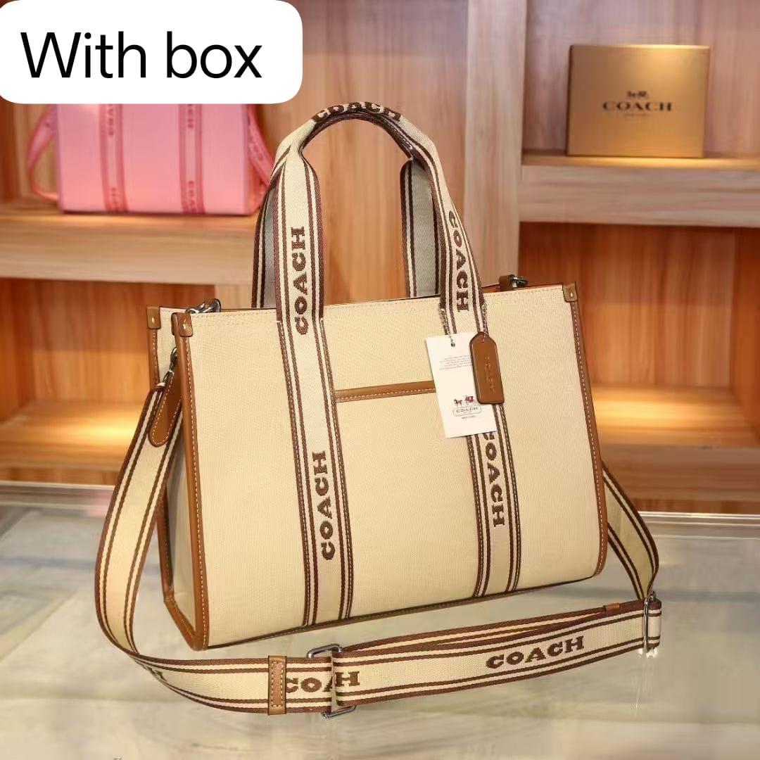 Premium Faux Leather Ladies Side Bag With Elegant Finish