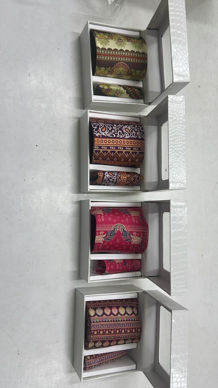 Premium Finish Tie-Premium and Laxury